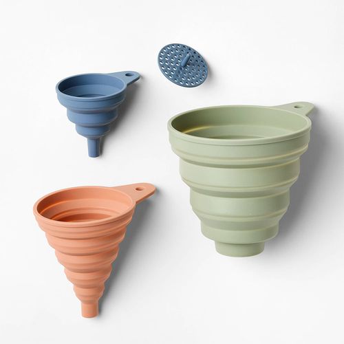 Set de embudos Figmint de silicón plegables en color surtido 4 piezas