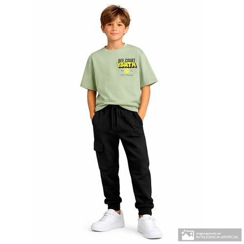 Camiseta verde con estampado multicolor para niño