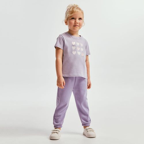 Camiseta morado lila con estampado de corazones para bebé niña