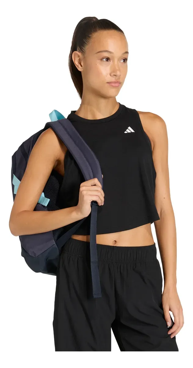 Mochila deportiva Adidas PrimeLift 26.5L con compartimento para