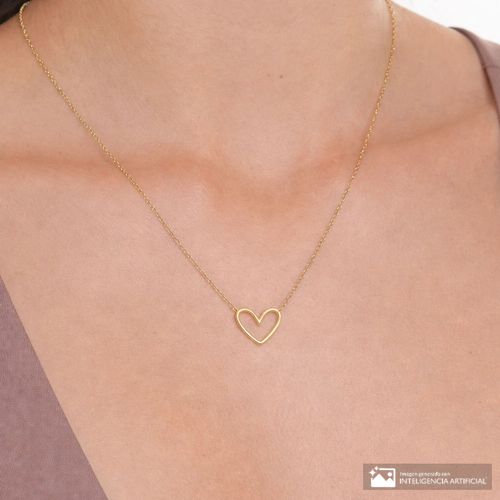 Cadena con dije de corazón abierto de plata en baño de oro para mujer