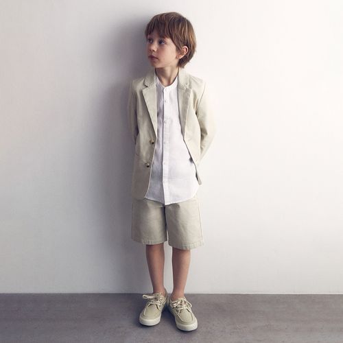 Bermuda beige para niño