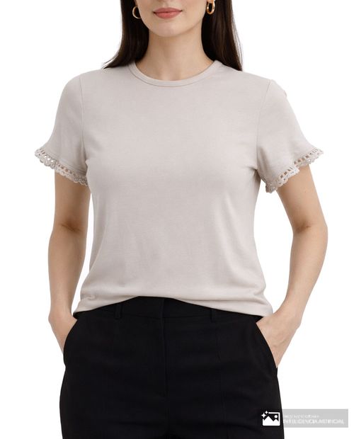 Blusa Nicolle beige sólida para mujer