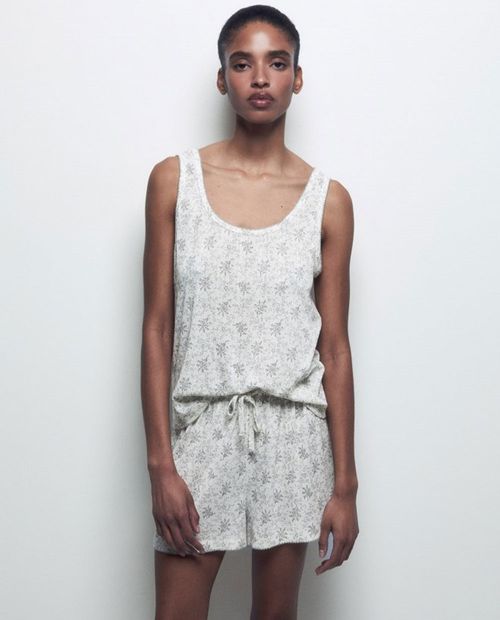 Pijama con short Sfera gris estampada para mujer