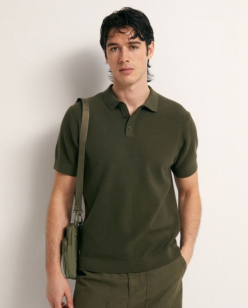 Camisa polo Sfera regular fit verde sólida para hombre