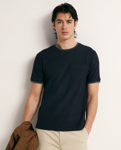 Camiseta básica Sfera regular fit negra para hombre