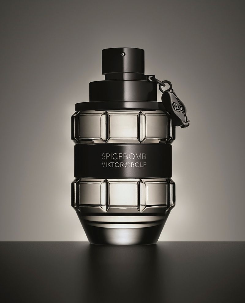 Viktor---Rolf-Spicebomb-Eau-de-Toilette-