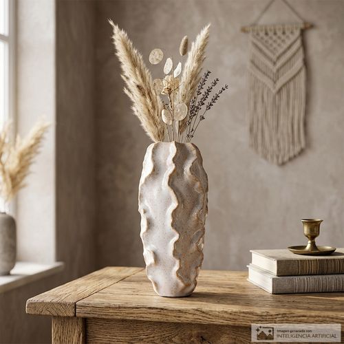 Florero decorativo de cerámica con textura en relieve 9x31 cm