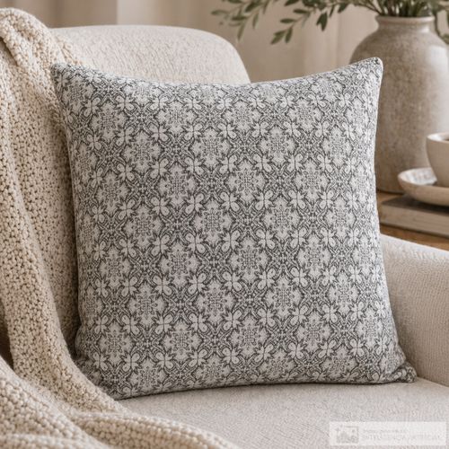Cojín de poliéster jacquard diseño geométrico floral 45x45 cm