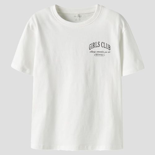 Camiseta blanca con estampada para niña