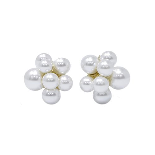 Aretes dorados tipo stud con racimo de perlas para mujer