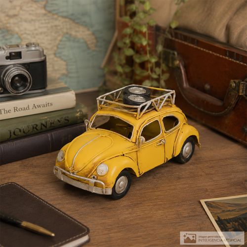 Figura decorativa de auto clásico amarillo 15x6x7cm