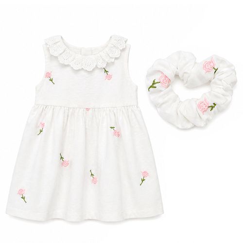 Vestido blanco con bordado de flores para niña