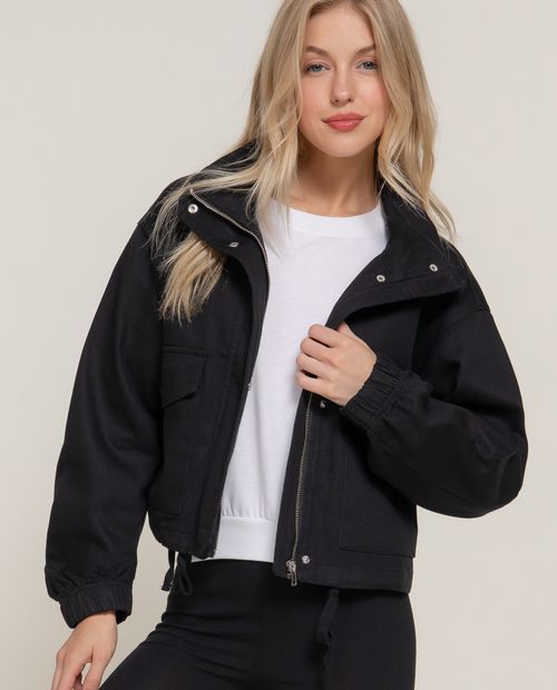 Chaqueta bomber corta con cierre frontal negra