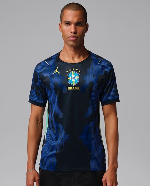 Camiseta deportiva Nike Brasil mundial 2026