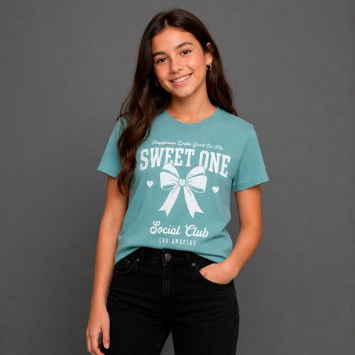 Camiseta celeste con estampado de lazo para niña