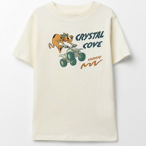 Camiseta blanca estampada de Scooby-Doo para niño