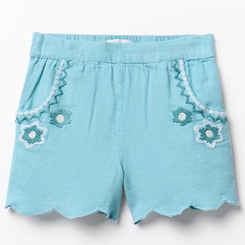 Short turquesa con bordados florales para niña