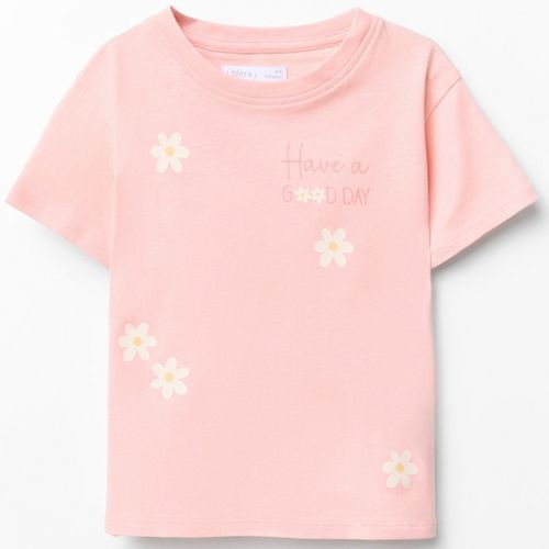 Camiseta rosada con estampado floral para niña