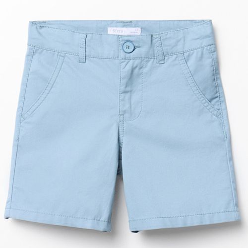 Short celeste clásico con bolsillos para niño