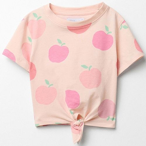 Camiseta rosada con estampada de manzanas para niña