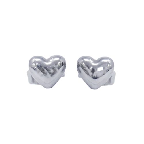 Aretes de corazón en acero inoxidable plateado
