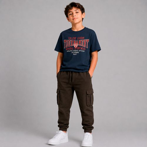 Camiseta azul con estampado tipográfico para niño