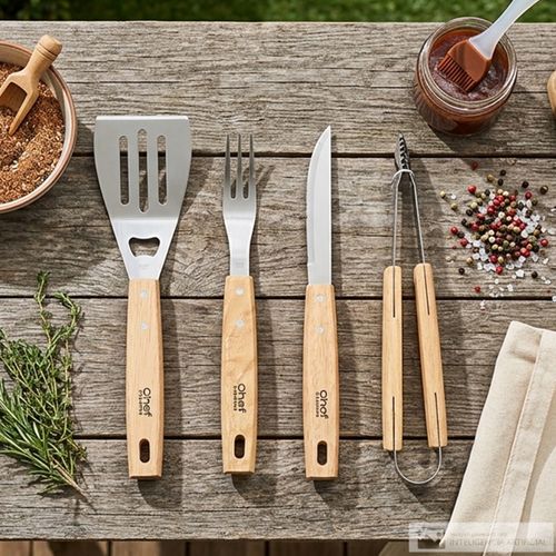 Set de utensilios para BBQ de 4 piezas
