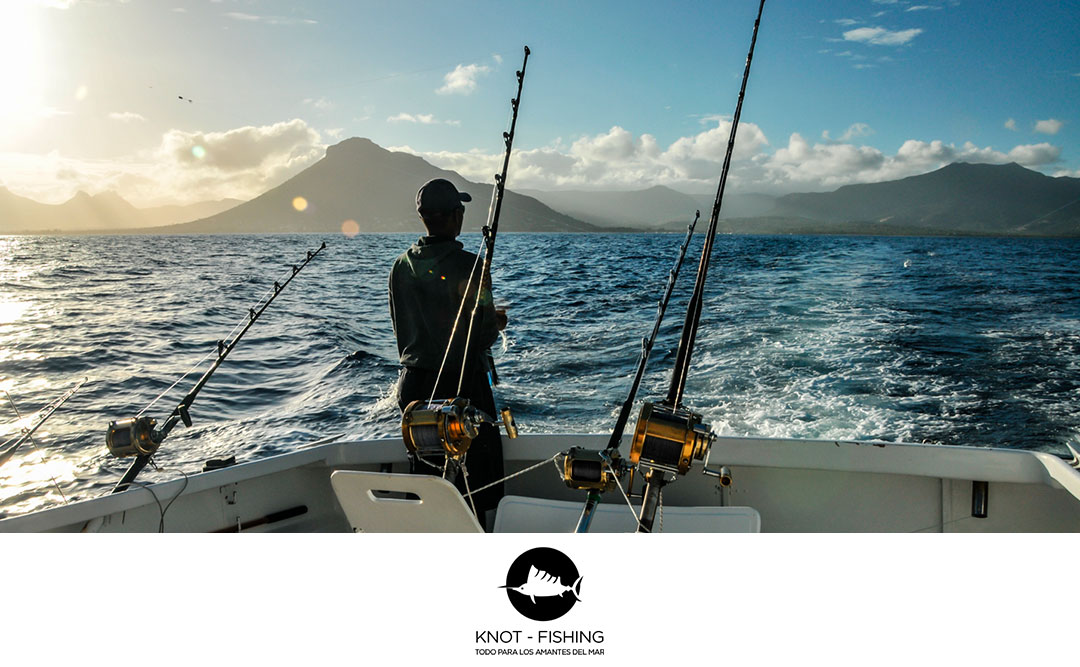 Knot Fishing